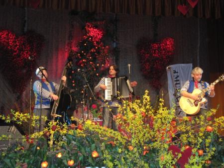 9. tradicionalni Valentinov glasbeno-humoristični koncert 56